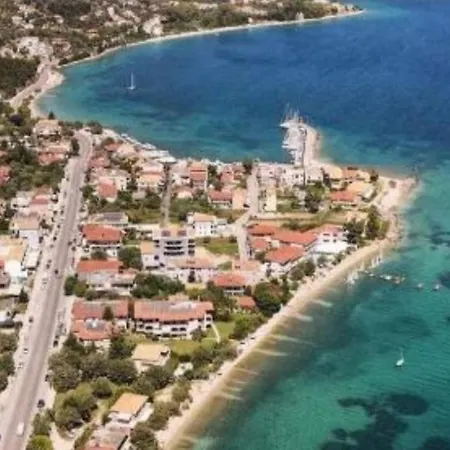 Iriana Seaside Luxury Penthouse * Nikiana