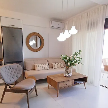 Iriana Seaside Luxury Penthouse * Nikiana