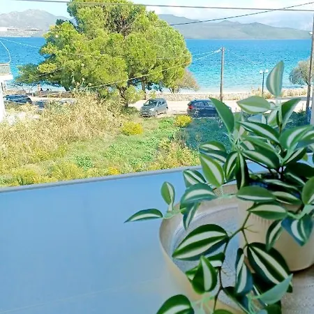 Iriana Seaside Luxury Penthouse * Nikiana